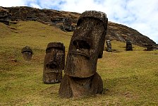Moai selection at Easter Island quarry
