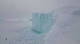 Iceberg in diffuse light near Qeqertat