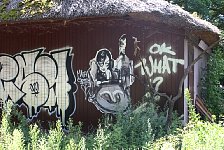 Spreepark graffiti