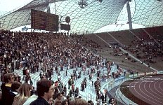 Bayern Muenchen vs Eintracht Frankfurt in 1978