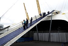 Dome descent walkway