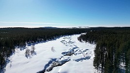 River at lunch site on the way to Jokkmokk