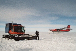 Twin Otter and Camoplast at Thiel Mountains