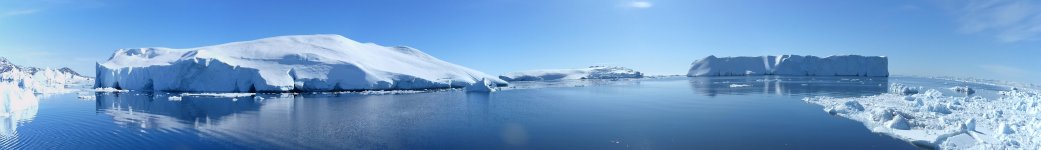 Ilulissat boat tour panorama