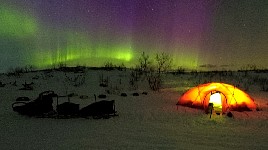 Northern lights at Pavelluoppal lake