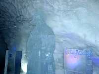 Ellisif Wessel ice sculpture