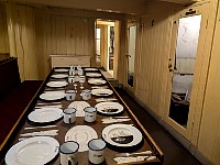 Fram dinner table