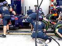 Red Bull pit stop practice