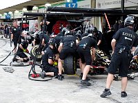 Lotus pit stop practice