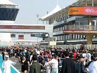 Abu Dhabi grid walk