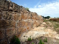 Hexamilion wall