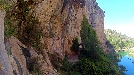 Guide on Via Ferrata Zipline