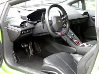 Lamborghini Huracan interior