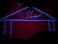 UV light in hotel room