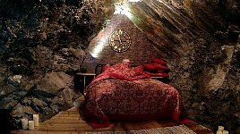 Time to sleep in grotto suite