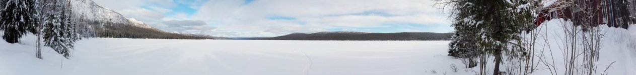 Lake at Viktoriakyrkan