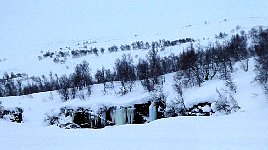 Lais river icicles