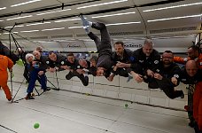 Group flight in zero gravity