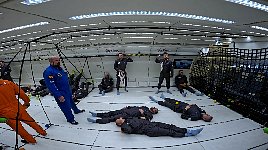 Sitting in hypergravity