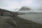 [On the beach in Magdalenefjorden]